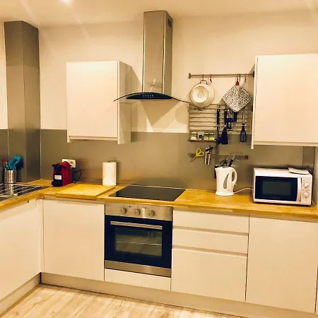 Apartment Lyves