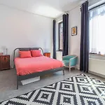 Lyves Apartman *
